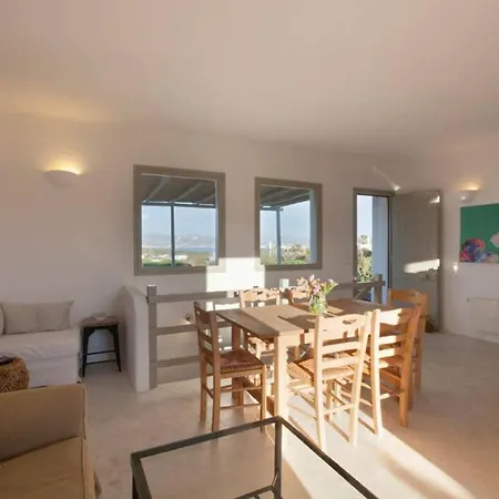An Oasis For 22 People Near The Best Beach 빌라 나오우사