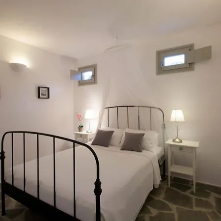 빌라 An Oasis For 22 People Near The Best Beach *