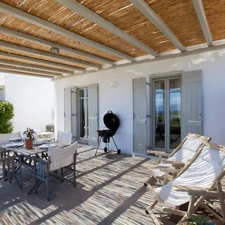 빌라 An Oasis For 22 People Near The Best Beach *