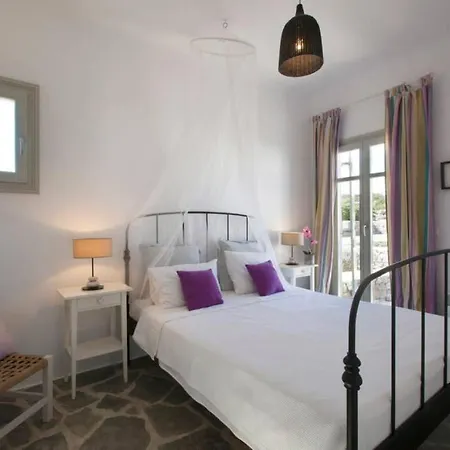 An Oasis For 22 People Near The Best Beach 빌라