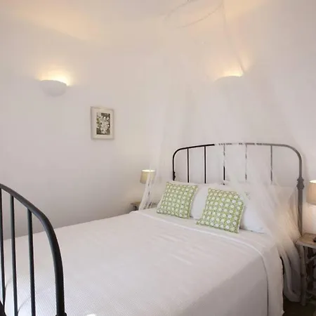 빌라 An Oasis For 22 People Near The Best Beach *