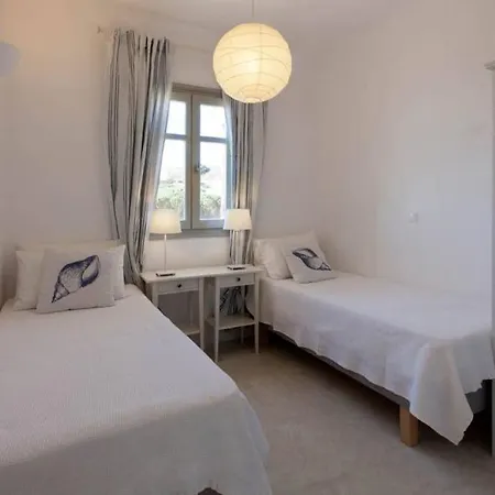 빌라 An Oasis For 22 People Near The Best Beach 나오우사